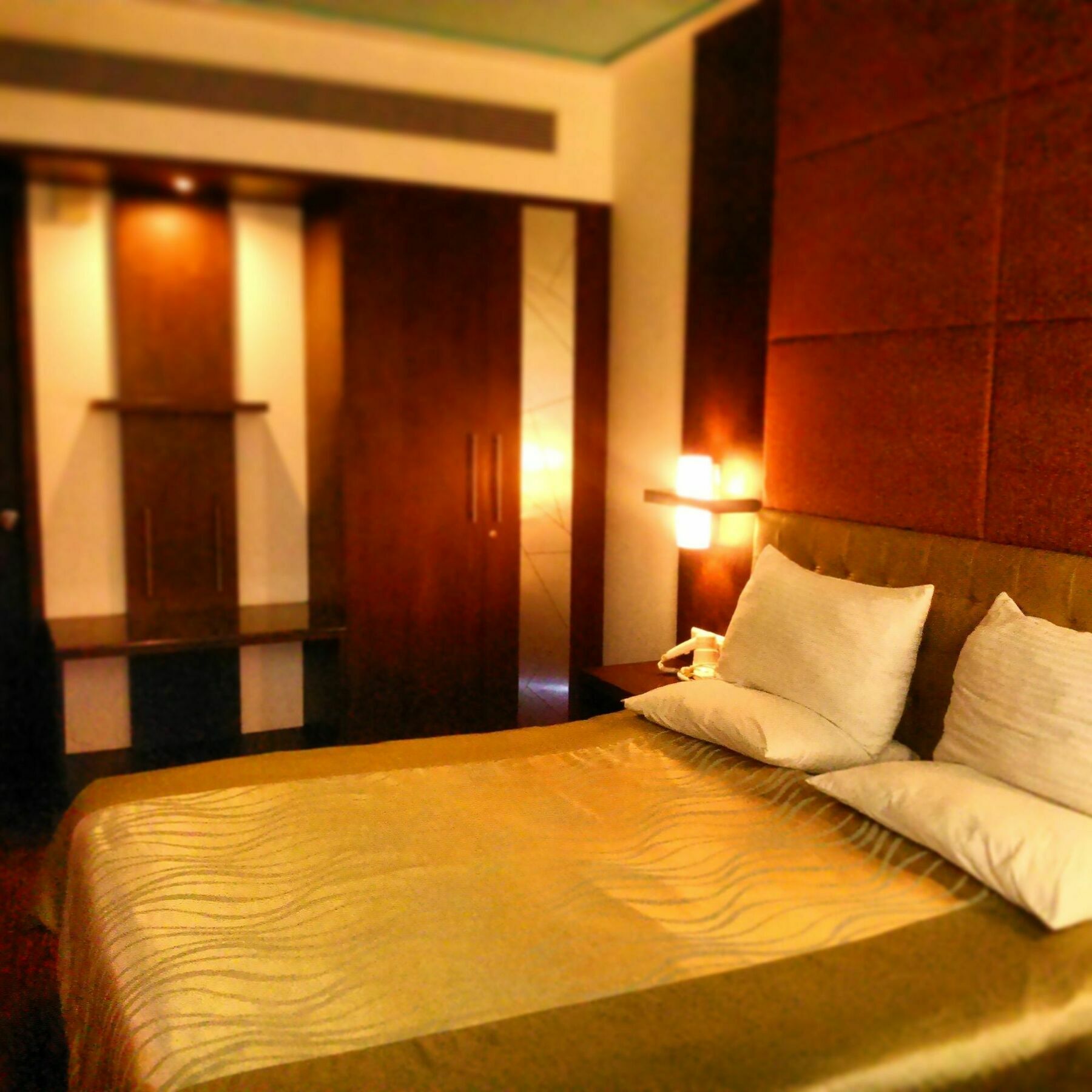 The Verda Saffron Hotel Mangalore Exterior foto